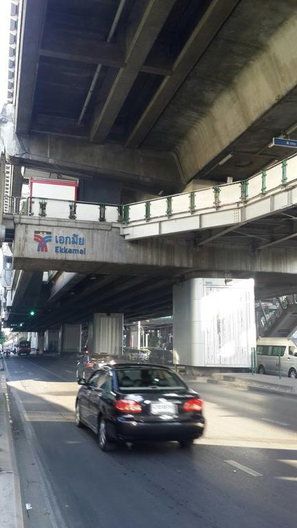 De Sky Sukhumvit Ekkamai Banguecoque Exterior foto